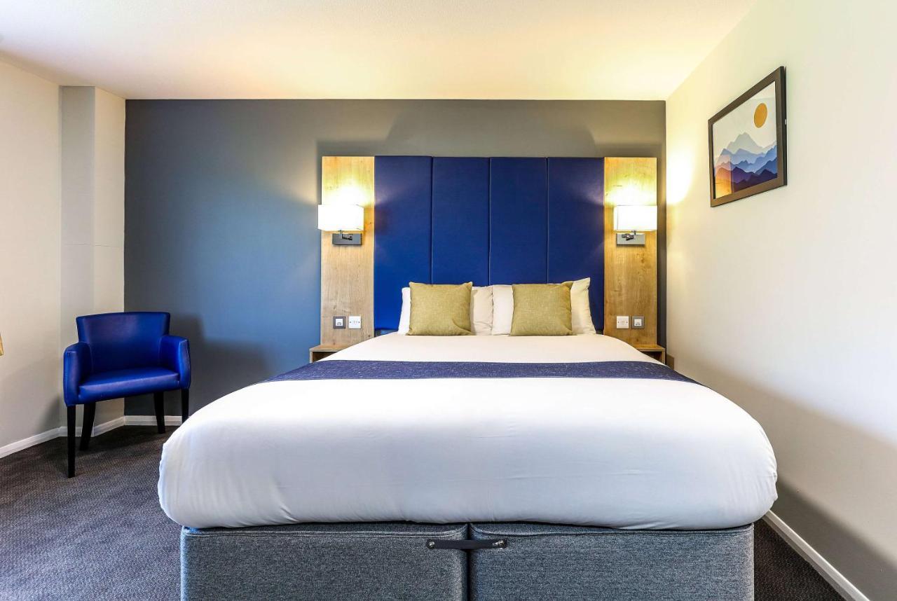 Days Inn Hotel Гретна Грийн Екстериор снимка
