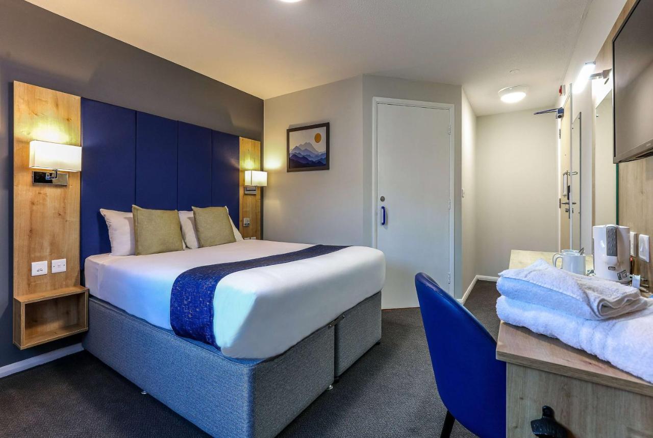 Days Inn Hotel Гретна Грийн Екстериор снимка