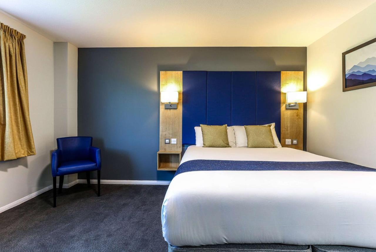 Days Inn Hotel Гретна Грийн Екстериор снимка