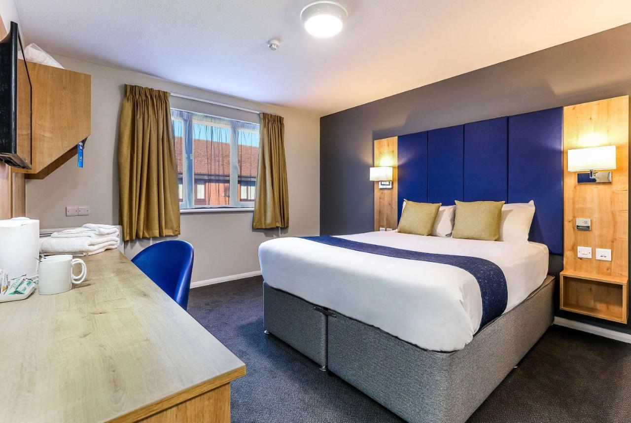 Days Inn Hotel Гретна Грийн Екстериор снимка
